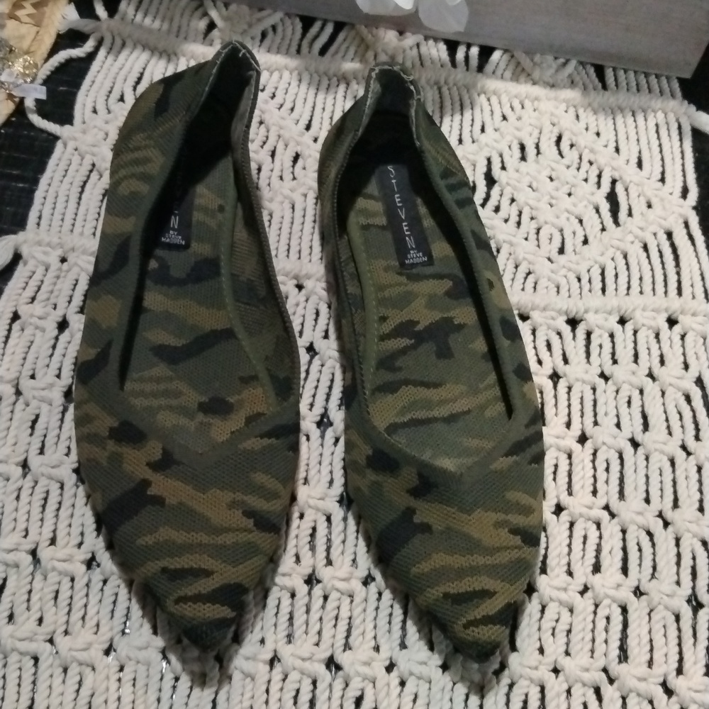 Steven By Steven Madden Flat - image 2